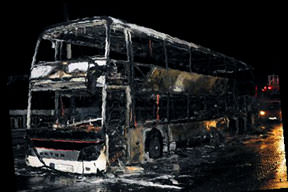 Otobüs yandı 40 yolcu kurtuldu