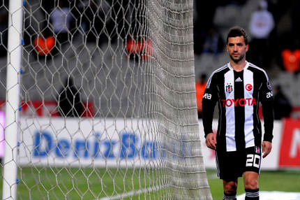 Ve Simao gitti!