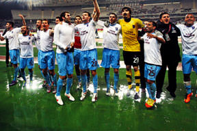 Kilit nokta takım oyunu