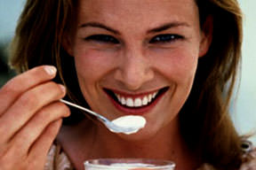 Bayram tatlısını yoğurtla yiyin