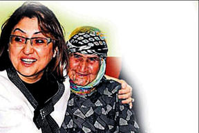 Asırlık ninelerin maaş sevinci