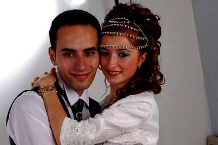 Gerdek gecesi öldü