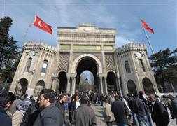 'İkinci öğretim'li öğrencilerden dava
