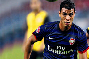 Yine yeniden Chamakh!