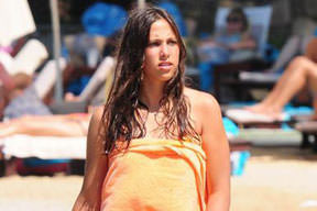 Annesinin tıpkısı