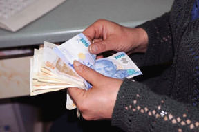 Vatandaş dosya masrafını istiyor