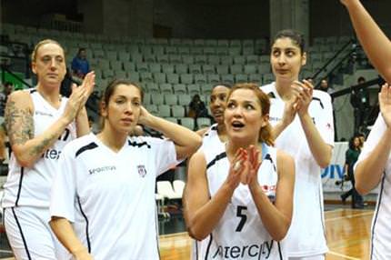 Beşiktaş ligden çekildi