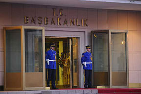 Türkiye eğitim verecek