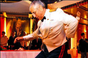 Paşadan zeybek