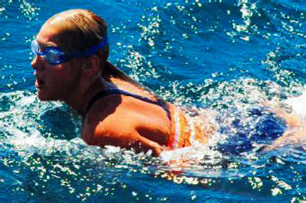 Balık gibi boğazı geçti