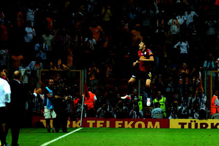 Burak Yılmaz siftah yaptı