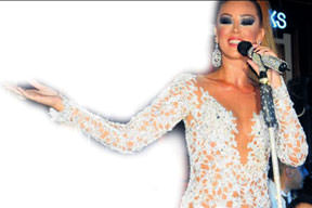 Kıbrıs'ta rüzgar estirdi