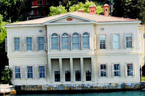 Zarif yalının zarif sahibi