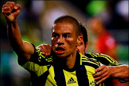 Alex Cruzeiro ile söz kesti