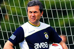 F.Bahçe'nin yeni sistemi 4-4-2 oluyor