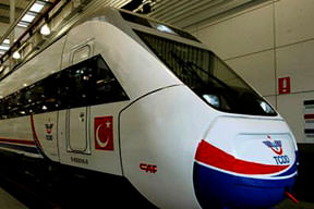 Tren ücretlerine yüzde 50 zam