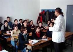 Dinçer'den öğretmen adaylarına müjde