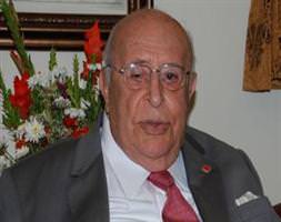 Demirel, hastaneye kaldırıldı