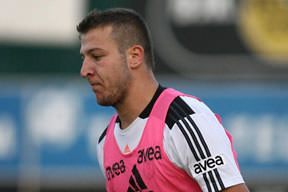 500 tane vursa biri gol olmaz!