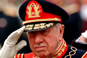 Pinochet Meclis'te