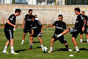 Niğde'de Kartal izdihamı