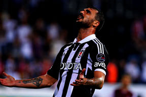 Almeida ile Cenk birbirine girdi!