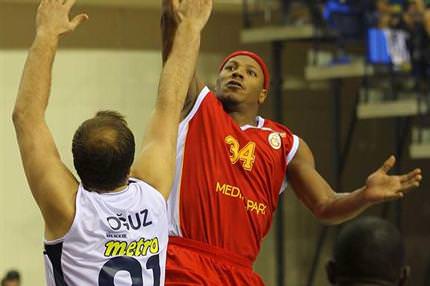 Sezonun ilk derbisi Cimbom’un