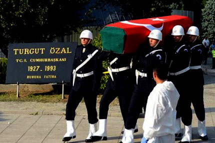 Özal bugün defnedilecek