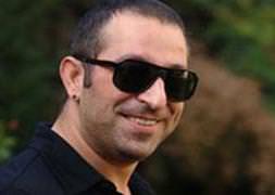 Cem Yılmaz'a büyük ilgi devam ediyor!