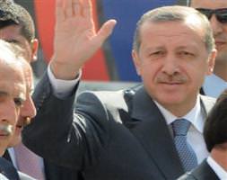Başbakan Aslı Çakır Alptekin’in düğününe katıldı