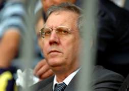 Aziz Yıldırım'a suç duyurusu