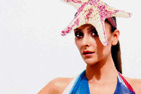 Yeni imajı deniz kızı