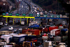 Köprü-otoyolların geliri 612 milyon TL