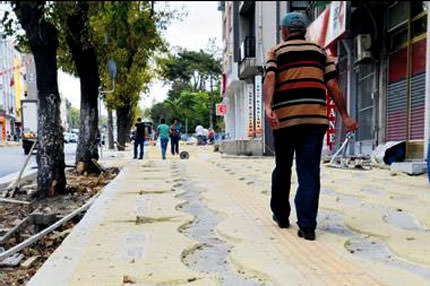 Futbolcuya şöhretler kaldırımı