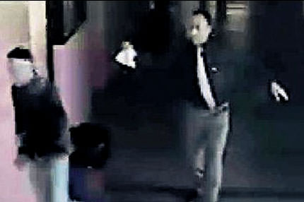 Herkesi yakacaklardı