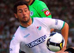 Yıldız futbolcu kadro dışı mı?