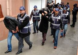İzmir'de Şafak Operasyonu