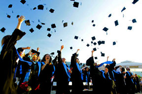 Üniversite mezunlarına müjde