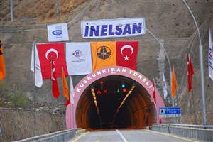 Doğu'nun en büyük tüneli hizmete açıldı