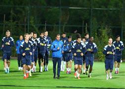 F.Bahçe'de 3 isim kadroya alınmadı