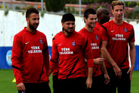Güneş'ten çift forvet sürprizi