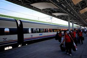 Yüksek Hızlı Tren 8 milyon kişi taşıdı