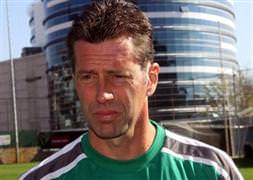 Michael Skibbe kovuldu