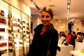 Gündüz minili gece çizmeli