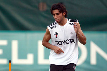 Aslan zoruyla İsmail'e imza