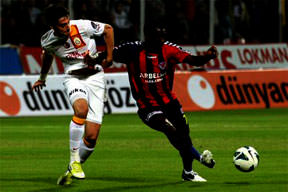 Albert Riera yine iyiydi