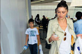 Kitap kurdu ana-oğul