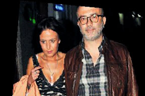 Ünlü oyuncuya ateşli sevgili