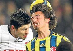 Recep Niyaz'dan 6 yıllık imza
