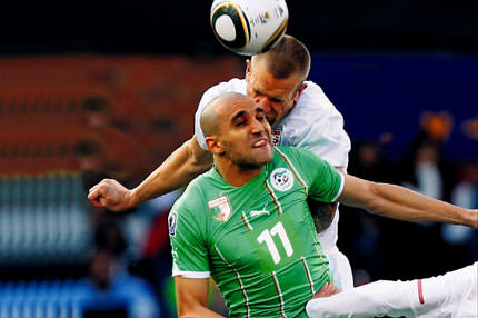 Hedefteki forvet Rafik Djebbour